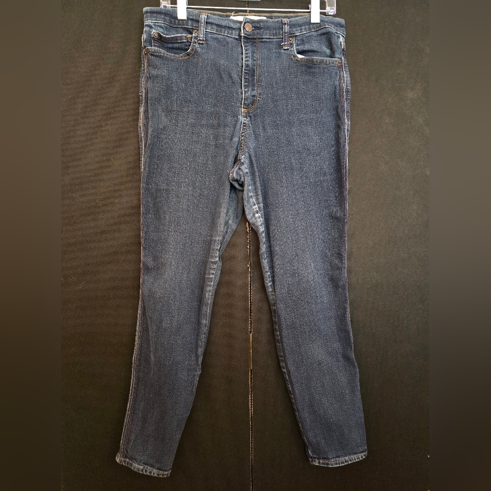 Gap True Skinny High Rise Jeans size: 32 short
